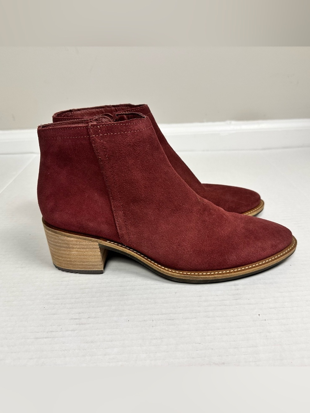 ECCO Shape 35 Sartorelle Boot in Andorra Suede Size EU 38 - US 7.0/7.5